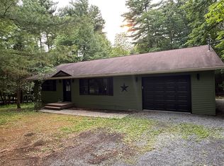 6337 Overlook Dr, Kunkletown, PA 18058