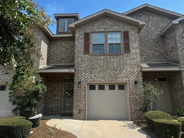 2119 Wilsons Plover Cir, Navarre, FL 32566