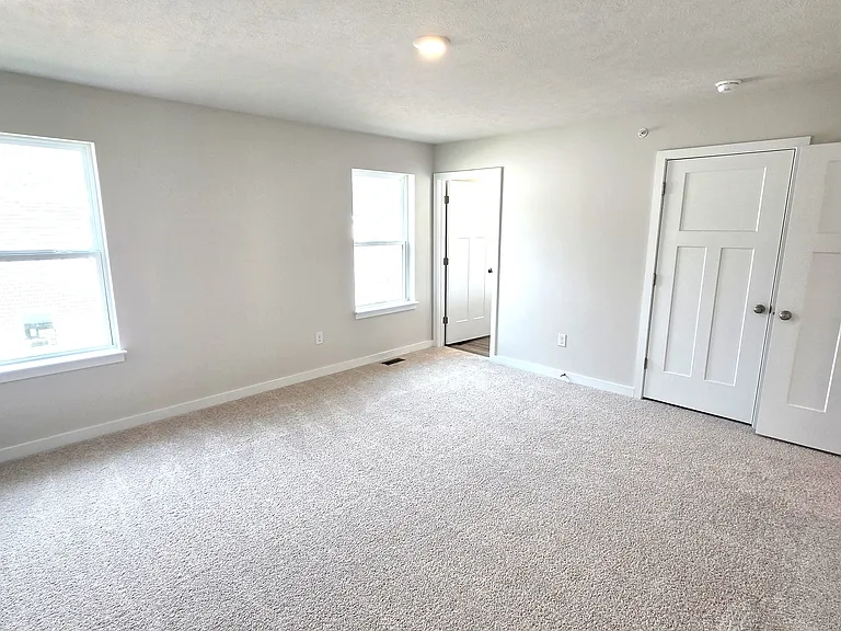 1008 Madisyn Ln — Photo 9