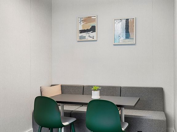 4th image of 10 Somerset Ave #306