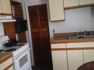 520 SW Western Ave, Topeka, KS 66606