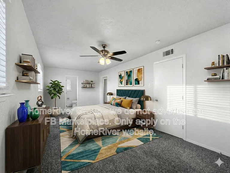 2304 Alamogordo Dr NW — Photo 4