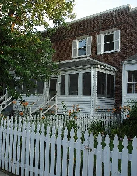 239 Evans Ln — Photo 1