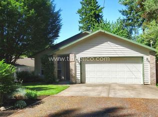 4537 SW Arnold St, Portland, OR 97219