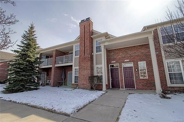 1st image of 15326 Cornell Dr