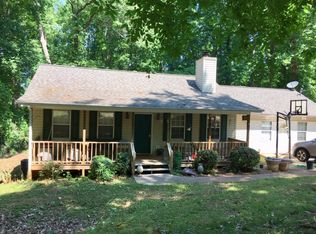 5538 Concord Cir, Gainesville, GA 30507