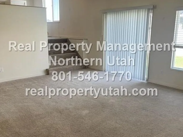 3120 W 525 N — Photo 3