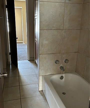 4th image of 10704 Roger Dr APT D