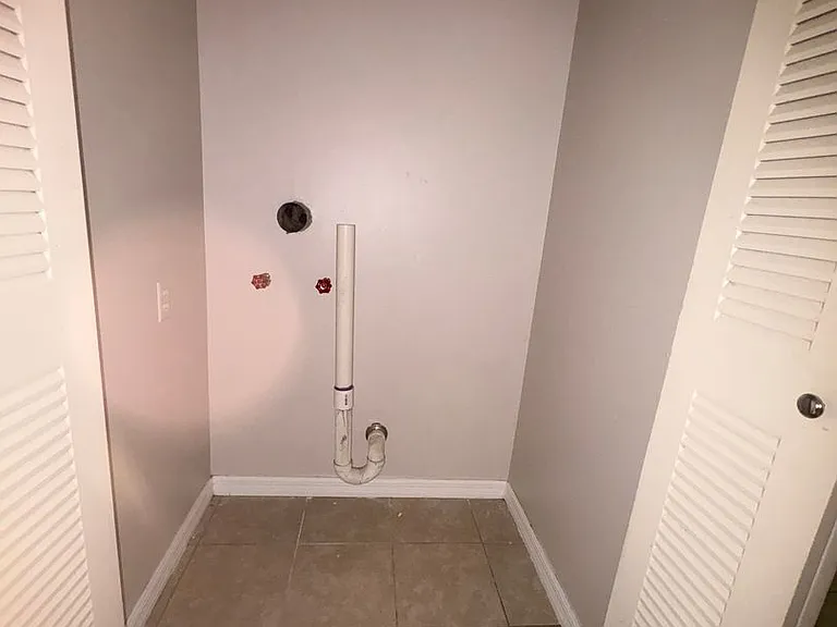 140 Orchid Woods Ct #7D — Photo 8