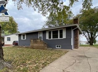 2520 Brockman St, Manhattan, KS 66502