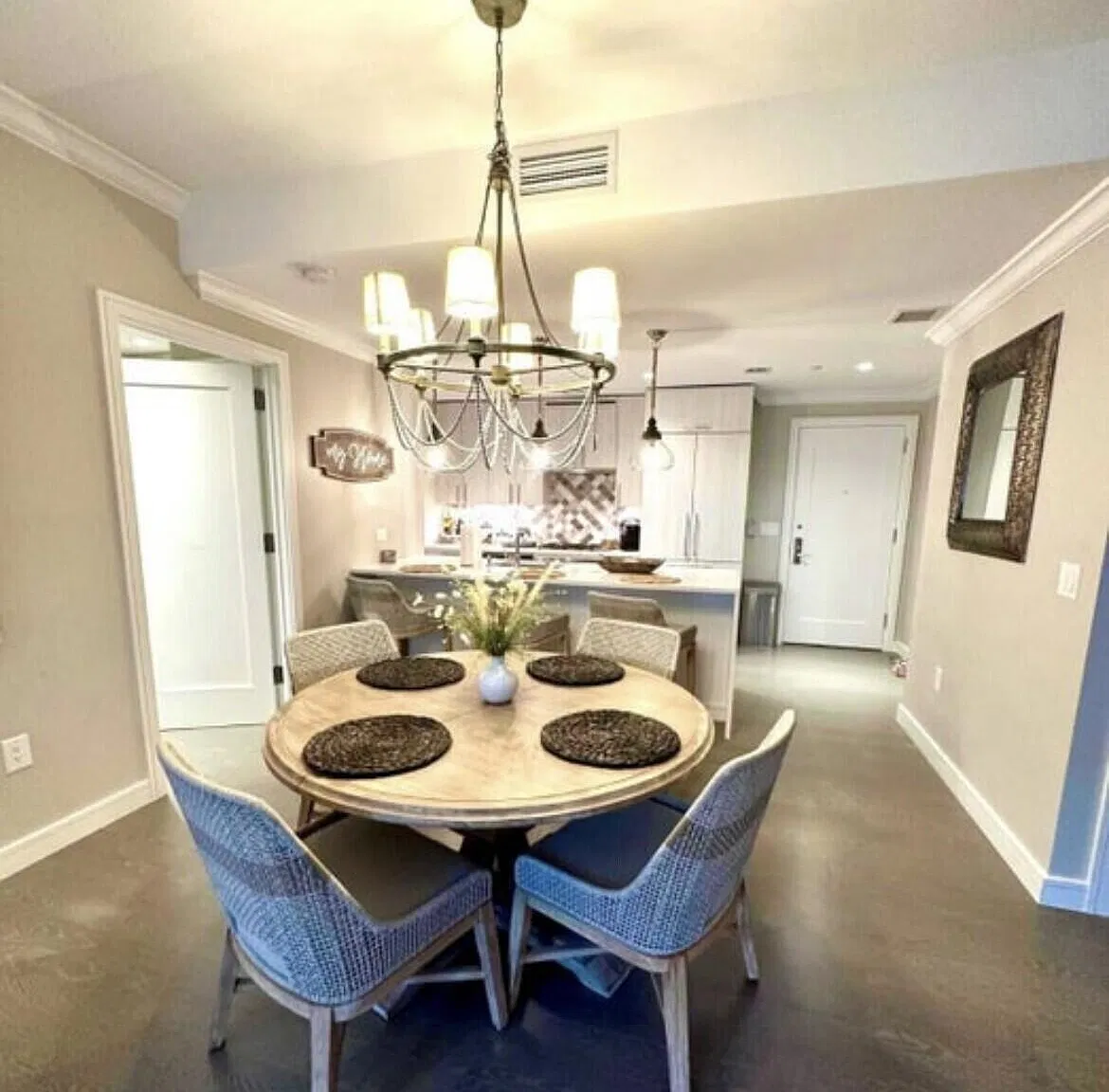 2 bed, $5,500 — Photo 3