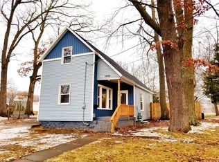 1002 Kenwood Ave, Belding, MI 48809