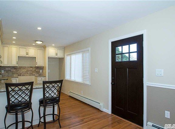 3rd image of 66 Bluegrass Ln