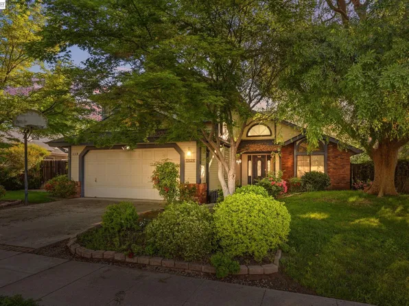 6424 N Vagedes Ave, Fresno, CA 93711