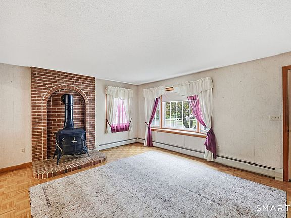 5th image of 55 Edwards Street