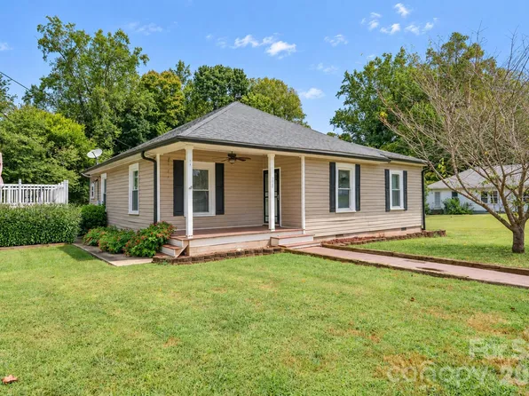 228 Hazeleen Ave, Belmont, NC 28012