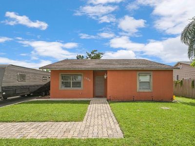1090 Grand Duke Way, Royal Palm Beach, FL, 33411