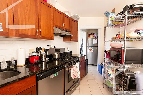 1322 Commonwealth Ave Photo 1