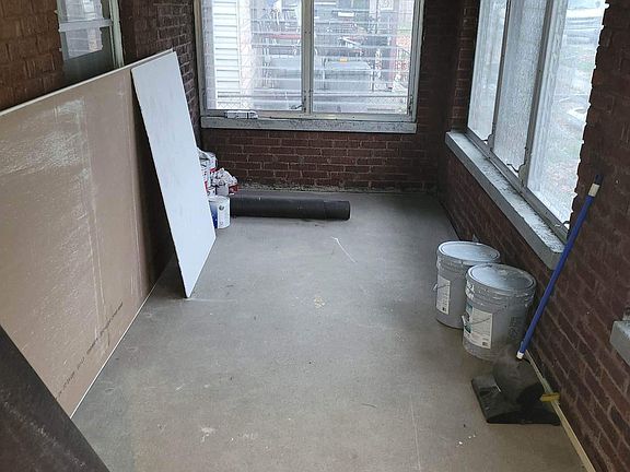 4th image of 2032 Boyd Ave