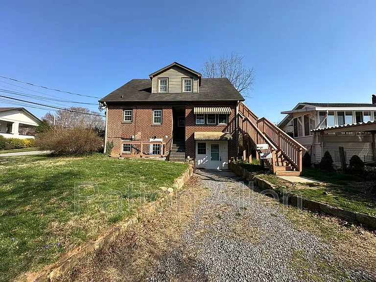 89 Vermont Ave #3 — Photo 17