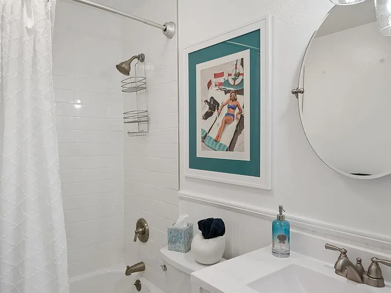 2411 Prospect Ave #109 — Photo 17