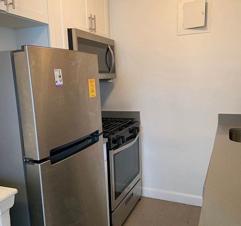 1st image of 12360 83rd Ave APT 12L