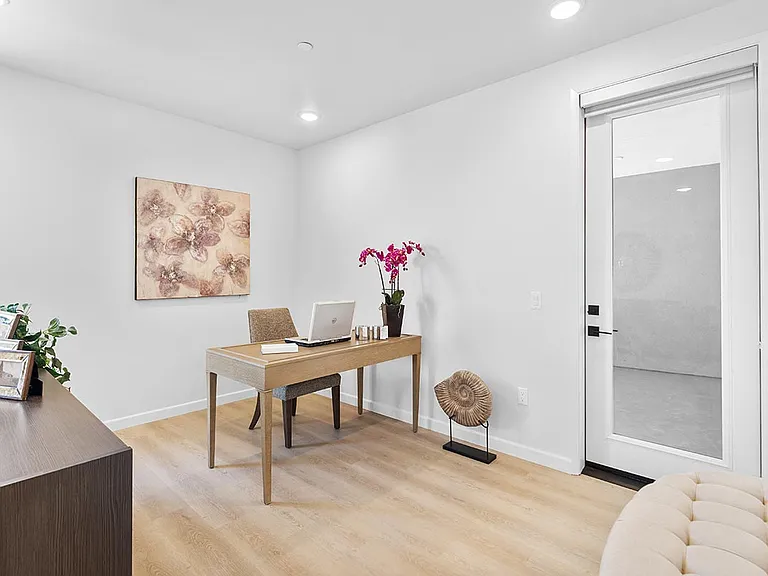4064 E Live Oak Ave — Photo 37