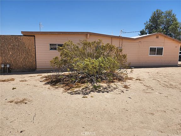 4th image of 1087 Sunrise Ave