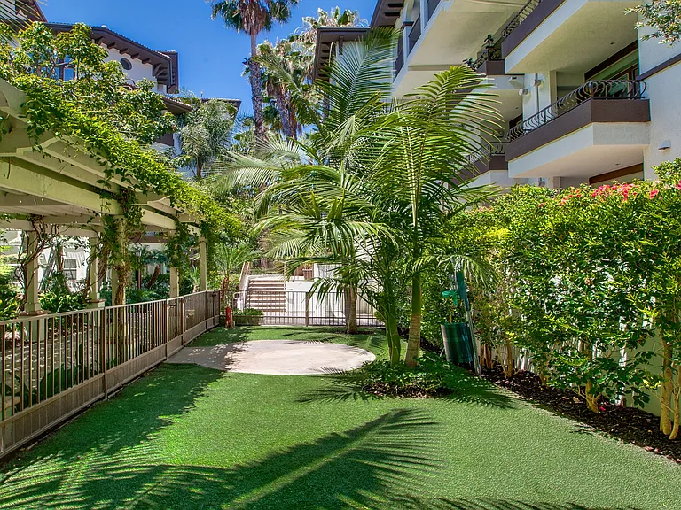 The perfect place for your pup to let our their zoomies - steps from your door!