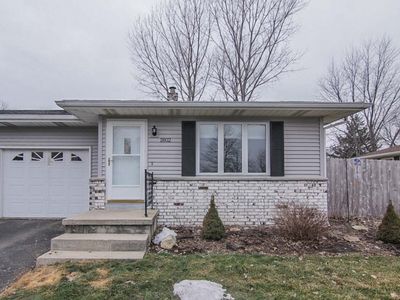 1802 N Van Buren St, Stoughton, WI, 53589