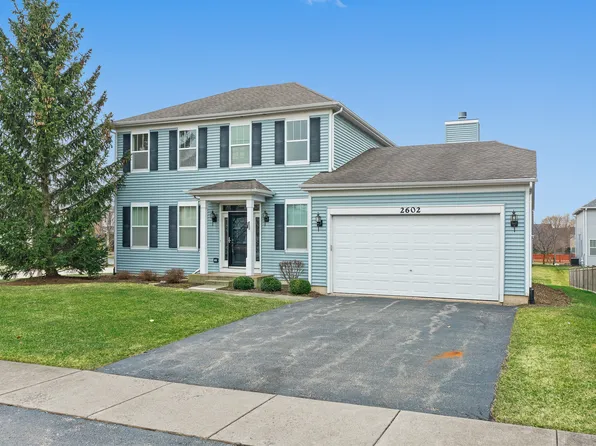 2602 Portage Ave, Wauconda, IL 60084