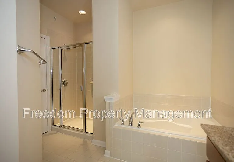 7408 Brunson Cir — Photo 38