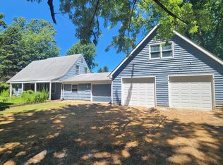 365 E Burdick Rd, Chesterton, IN 46304