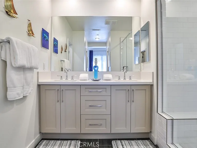 1207 Doheny Way — Photo 26