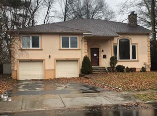 15 Garwood Rd, Fair Lawn, NJ 07410