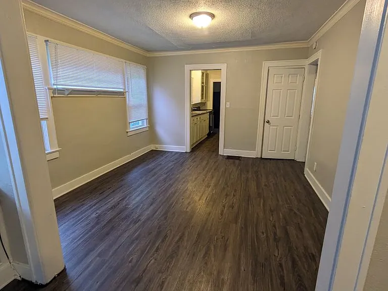 5535 Woodland Ave — Photo 5