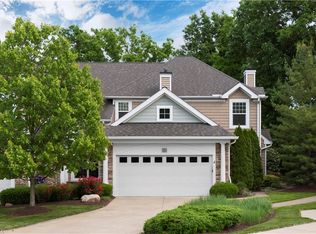 582 Vintage Point, Avon Lake, OH 44012