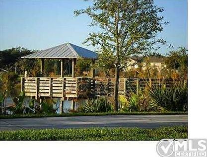 4th image of 2127 SE Destin Dr