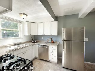 2878 Whitlow Rd, Columbus, OH 43232