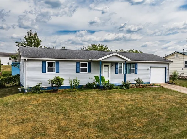 184 Locust Dr, Mineral Wells, WV 26150