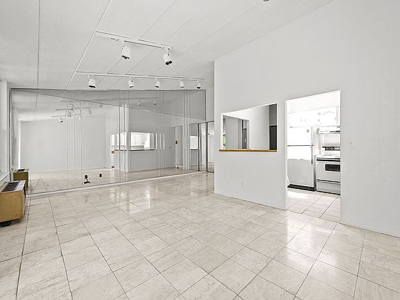 4th image of 10106 4th Ave APT 26E