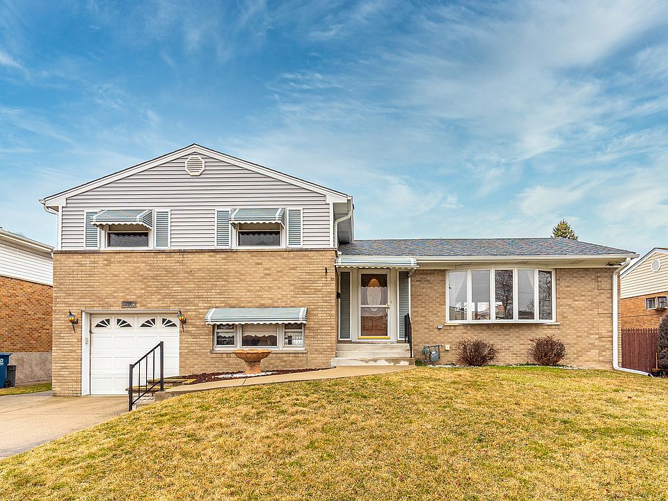 1st image of 1209 Winston Dr