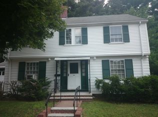 28 Woodbourne Rd, Jamaica Plain, MA 02130