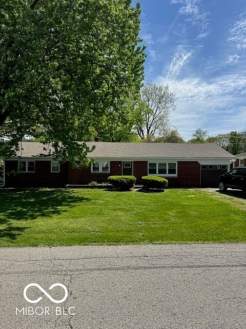 1st image of 909 N Sadlier Dr