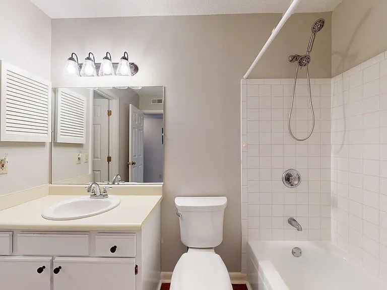 1203 Wilshire Cir — Photo 19