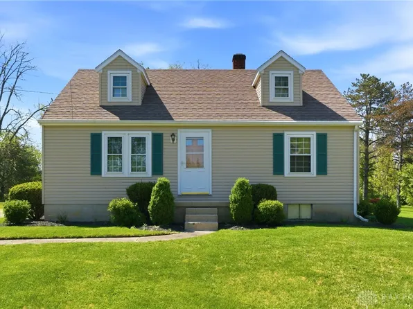 1030 E Ginghamsburg Rd, Tipp City, OH 45371