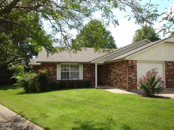 3328 Poplar Dr, Joplin, MO 64804