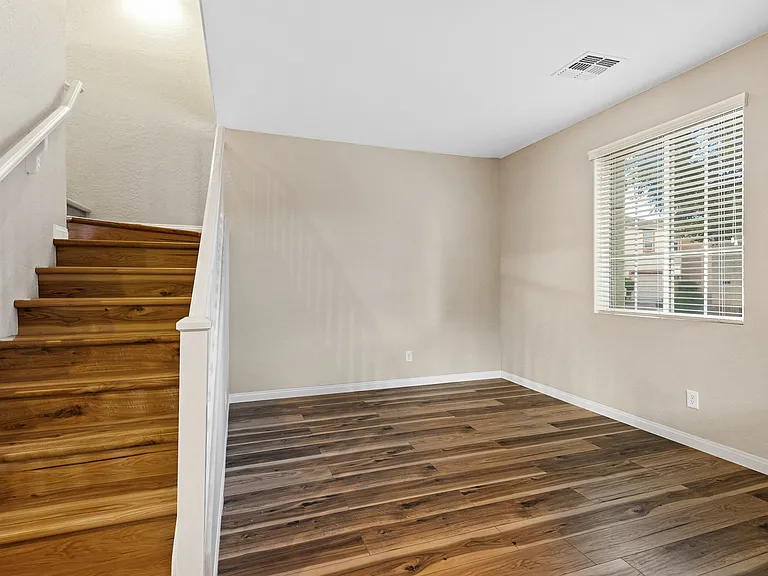 4311 E Carla Vista Dr — Photo 17