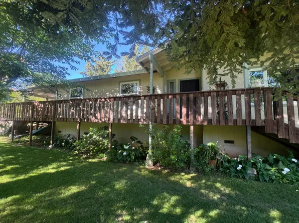 2705 Vista Roble Dr, Auburn, CA 95603