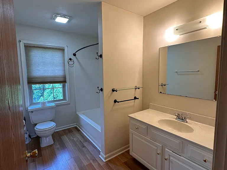 114 Millview Ct — Photo 16
